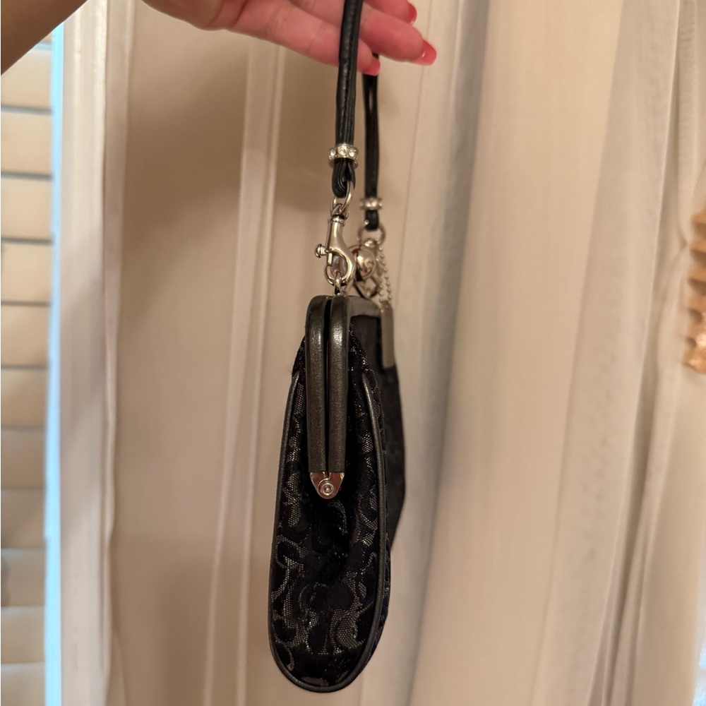 Coach Vintage Y2K Lurex Black Signature Frame Kisslock clutch silver hangtag - Picture 3 of 8